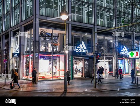 adidas shop berlin tauentzien.